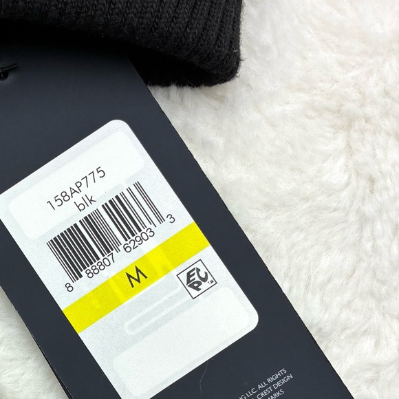 Tommy Hilfiger Men's Black Bomber Jacket, Water and Wind Resistant, Size M - Picture 13 of 14